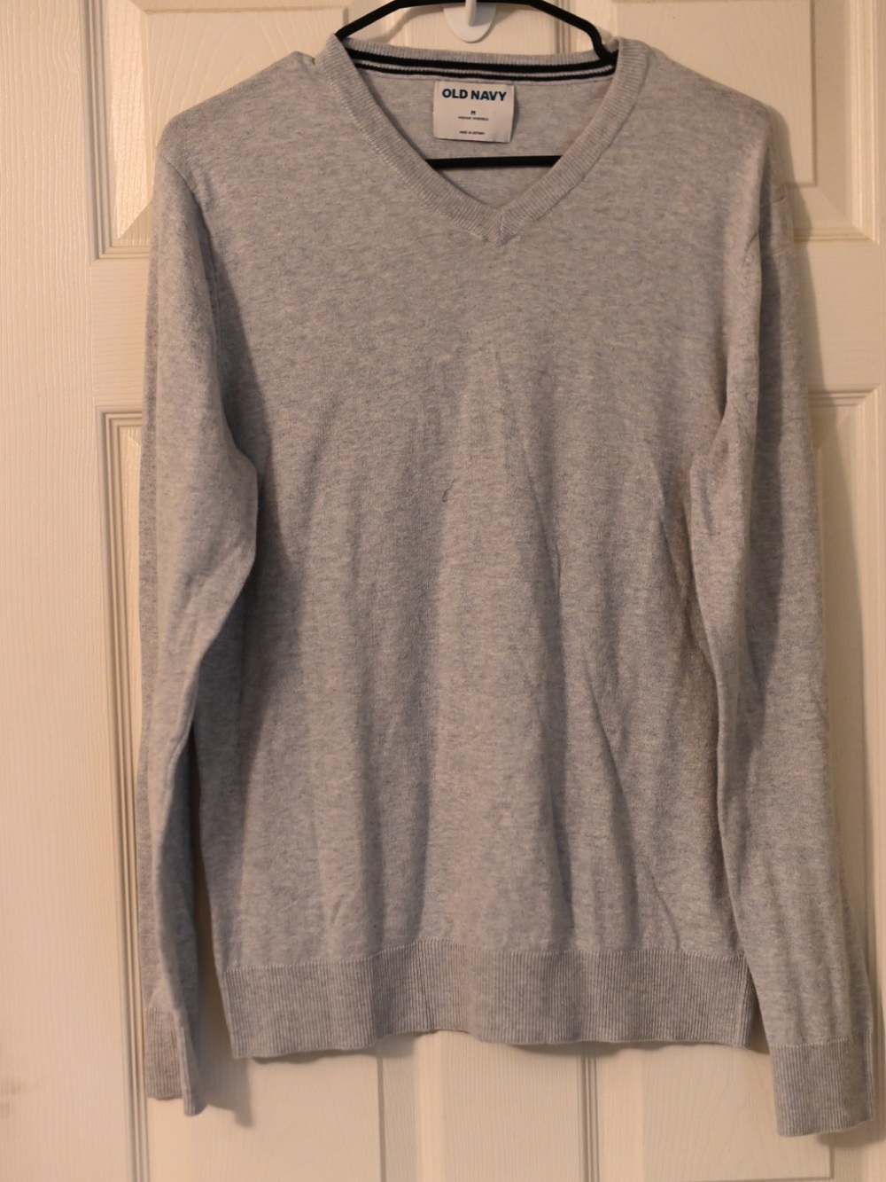 Old Navy Men's Heather Gray V-Neck Sweater